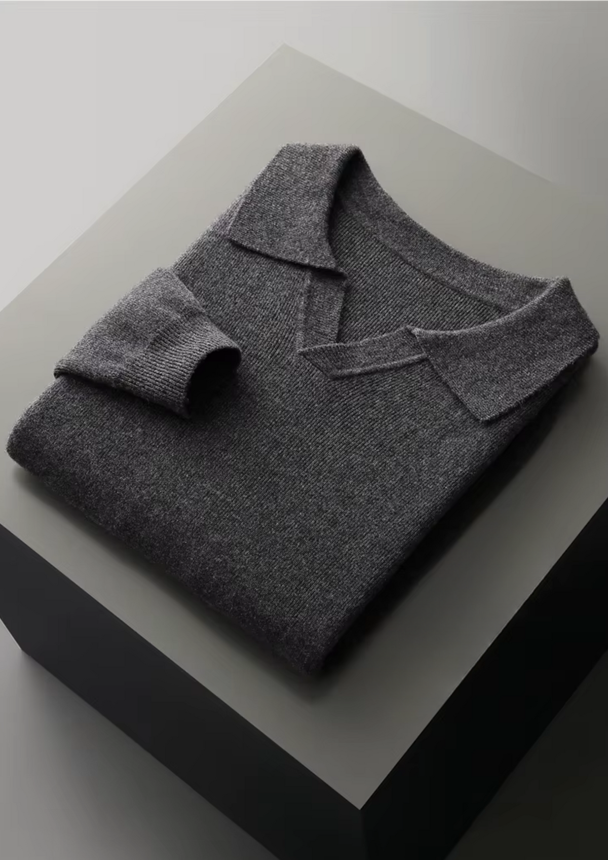 Ribbed Wool Buttonless Polo