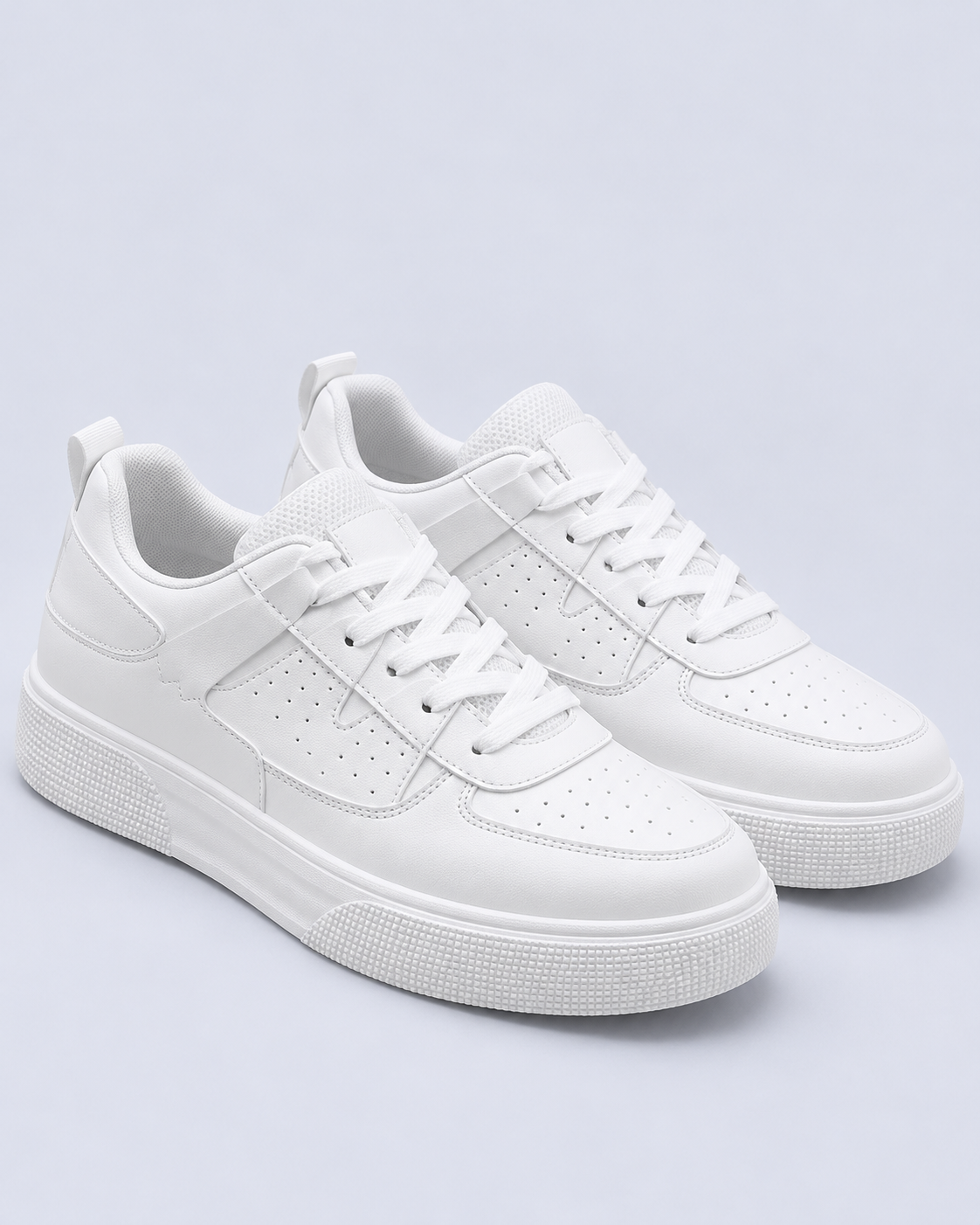 Men's Lightweight Lace-Up Trainers with Perforated Toe