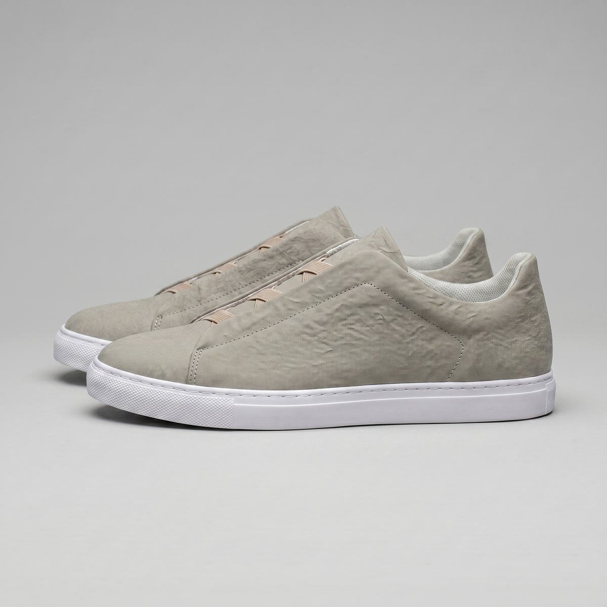 Men's Suede Low-Top Slip-On Trainers | Laceless Sneakers with Elastic Straps and Rubber Cupsole