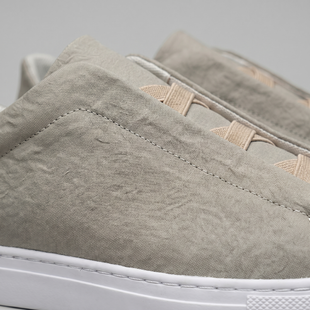 Men's Suede Low-Top Slip-On Trainers | Laceless Sneakers with Elastic Straps and Rubber Cupsole