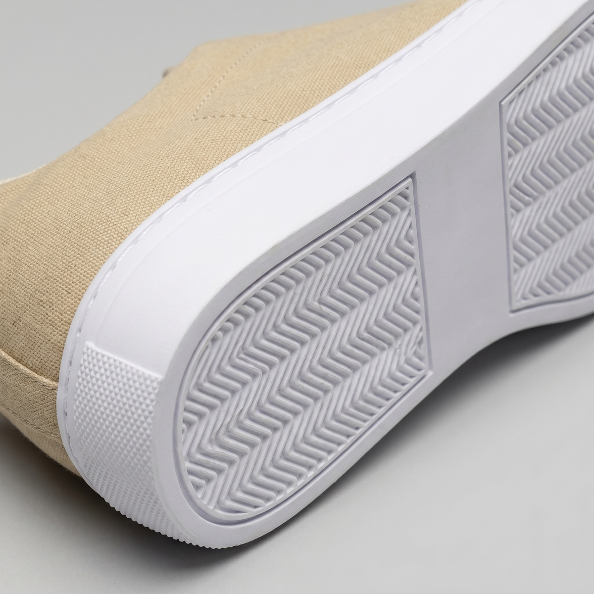 Men's Suede Low-Top Slip-On Trainers | Laceless Sneakers with Elastic Straps and Rubber Cupsole