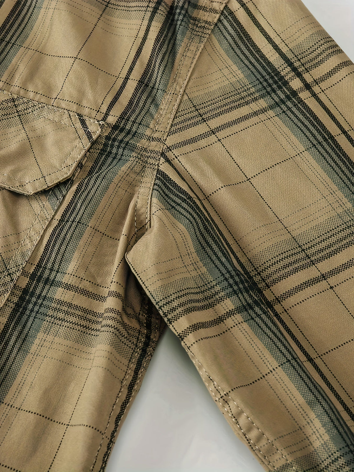 Men's Check Shirt | Long Sleeve with Two Button-Flap Chest Pockets