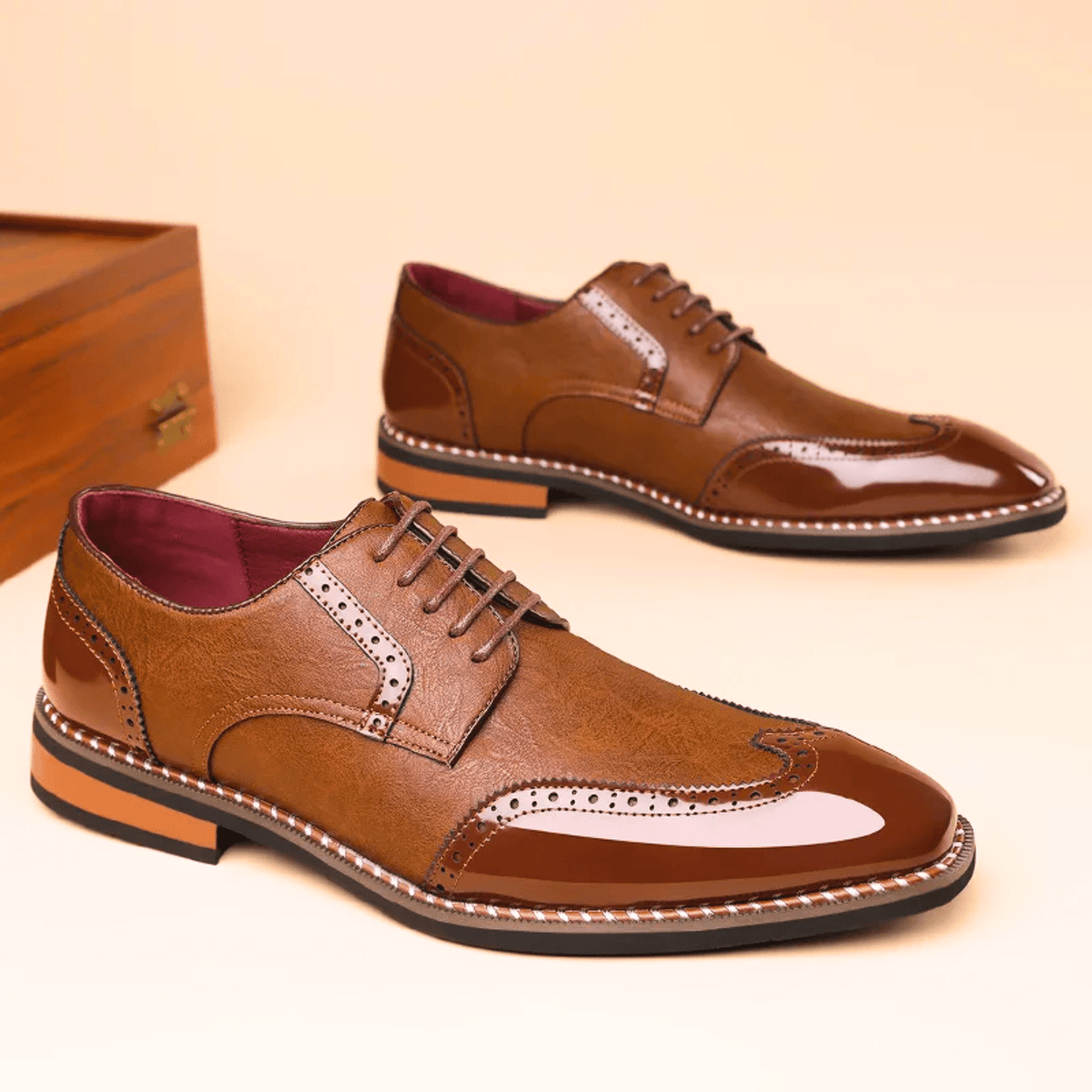 Men's Two-Tone Full-Grain Leather Oxford